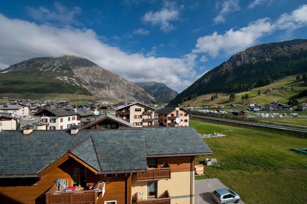 Hotel Bernina Livigno Exterior photo